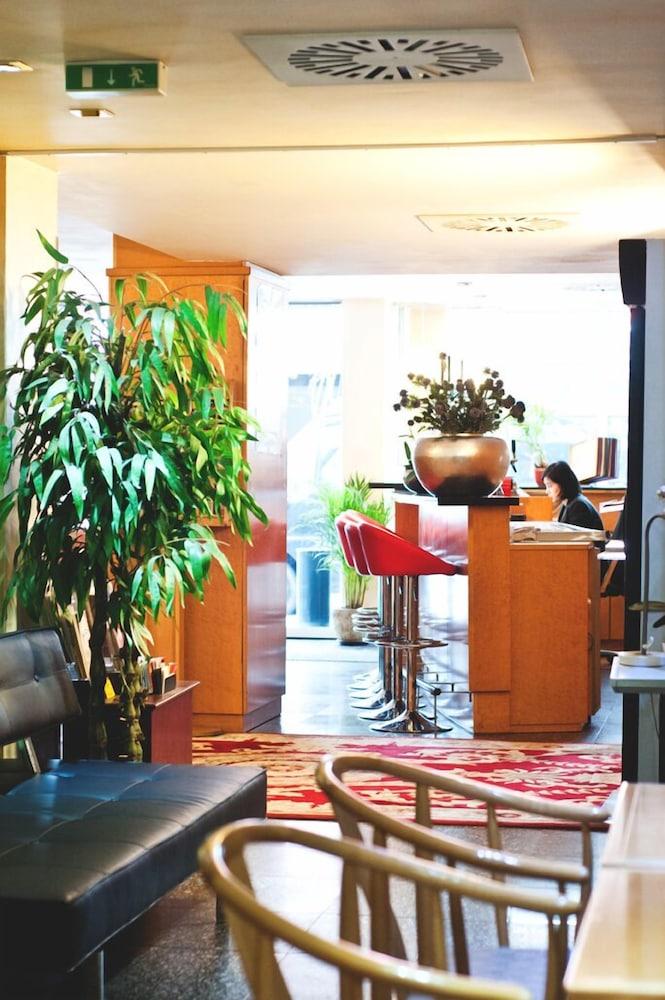 Rugs Hotel Duesseldorf Ngoại thất bức ảnh