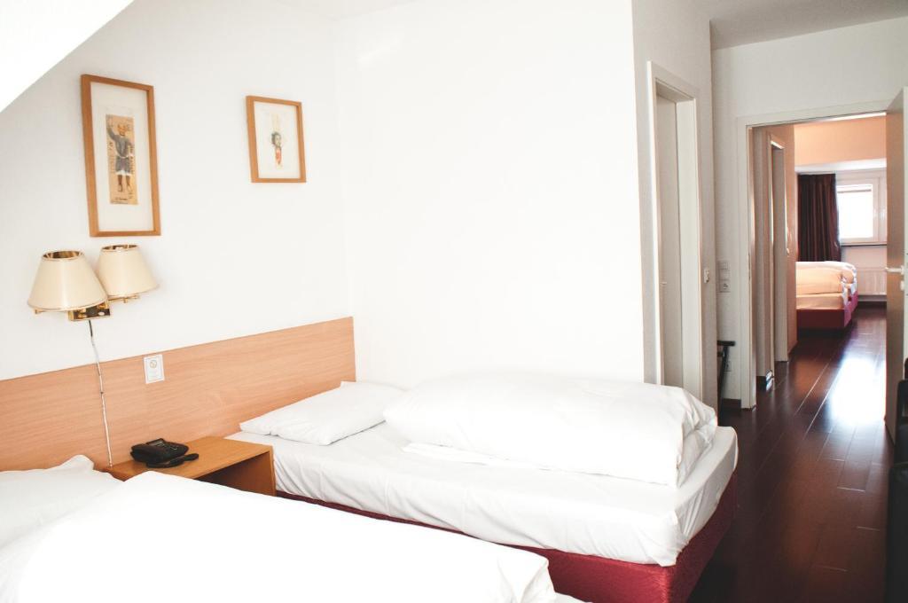 Rugs Hotel Duesseldorf Phòng bức ảnh