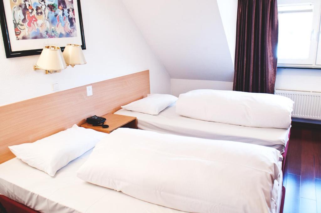 Rugs Hotel Duesseldorf Phòng bức ảnh