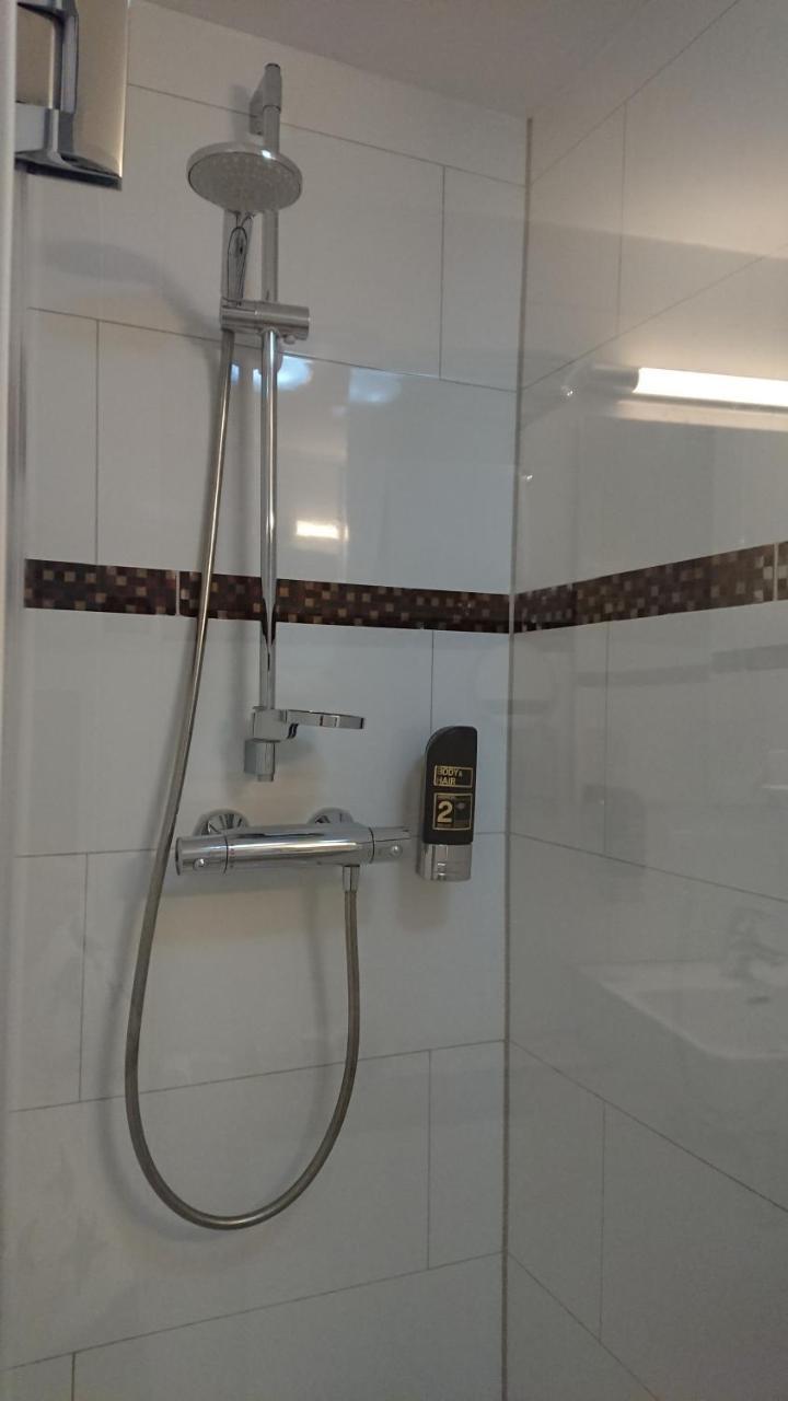 Rugs Hotel Duesseldorf Ngoại thất bức ảnh
