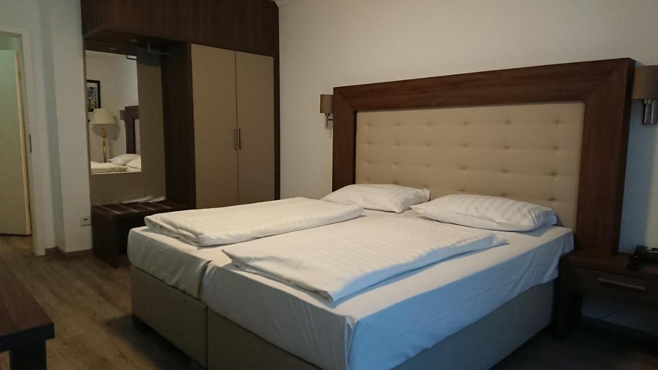 Rugs Hotel Duesseldorf Ngoại thất bức ảnh