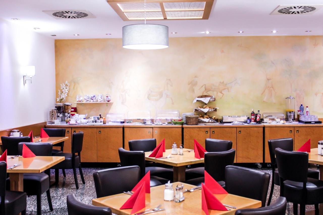 Rugs Hotel Duesseldorf Ngoại thất bức ảnh