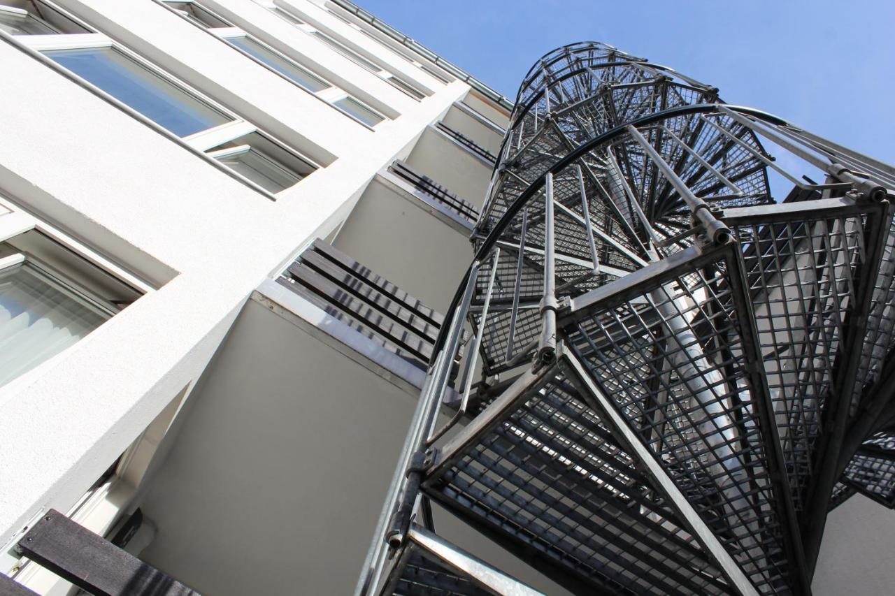 Rugs Hotel Duesseldorf Ngoại thất bức ảnh